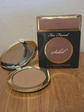 Too Faced Chocolate Soleil Matte Bronzer - Brown & Gold Compact